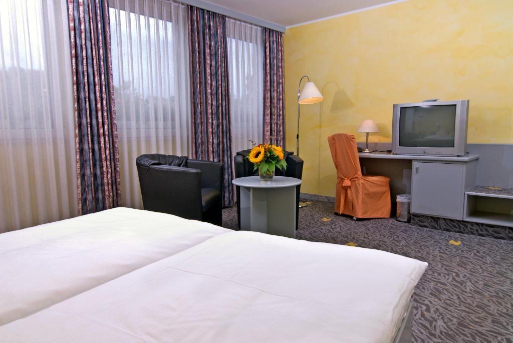 דיסלדורף Hotel Am Schwan חדר תמונה